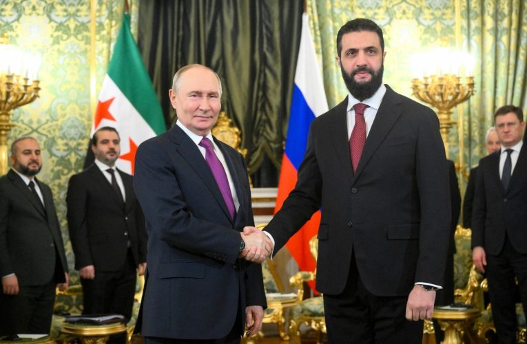 Liderul interimar al Siriei, primit de Putin la Moscova