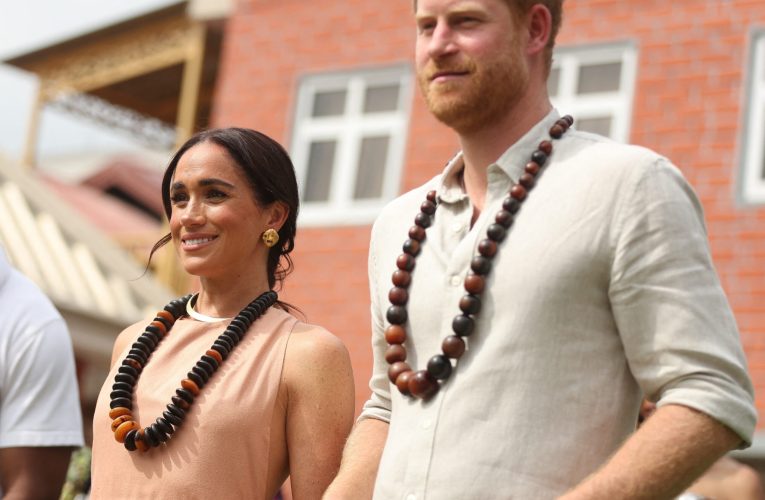 Meghan Markle se va întoarce în Marea Britanie cu Prințul Harry pentru prima dată după patru ani