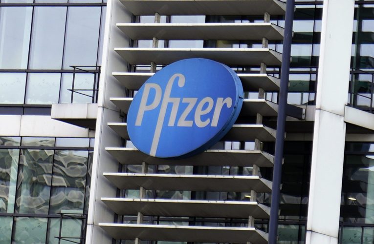 Pfizer: România și Polonia nu și-au achitat vaccinurile din pandemie, în timp ce „compania și-a îndeplinit scrupulos obligațiile” / Cîți bani vrea Pfizer de la România