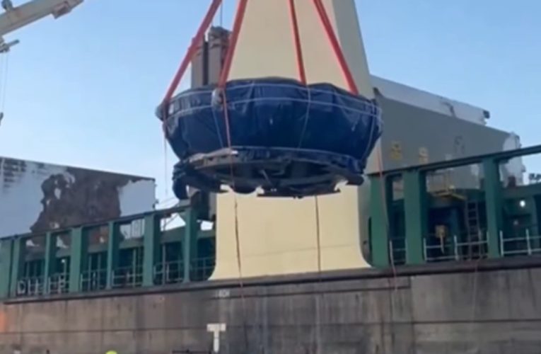 Pistol: „Uriașul” care va străpunge munții a ajuns în România