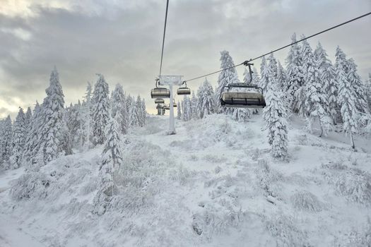 Poiana Brașov: S-au deschis pârtiile din zona superioară a masivului Postăvaru