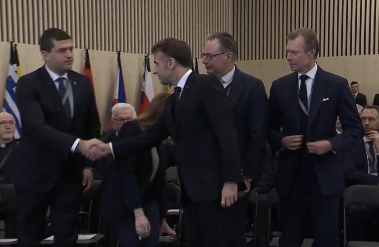 Radu Miruță a participat la comemorarea victimelor din Crans Montana: Gândurile mele s-au îndreptat și către tânărul de 18 ani din Gorj