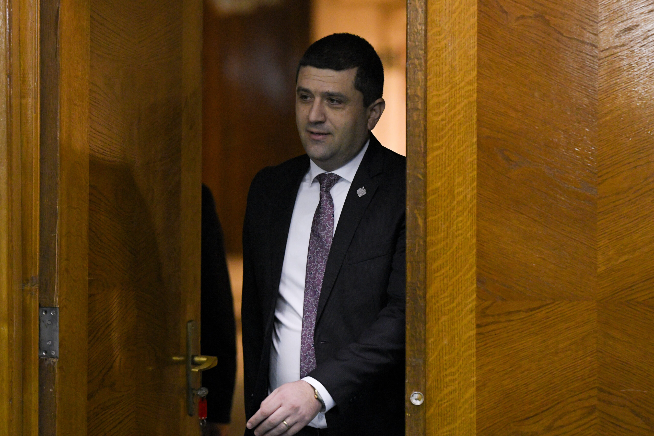 Radu Miruță, după aprobarea planului SAFE: Patriotismul nu se urlă, ci se dovedește