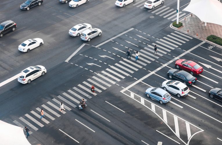 Reuters: India va reduce tarifele vamale pentru mașini la 40% în cadrul acordului comercial cu UE