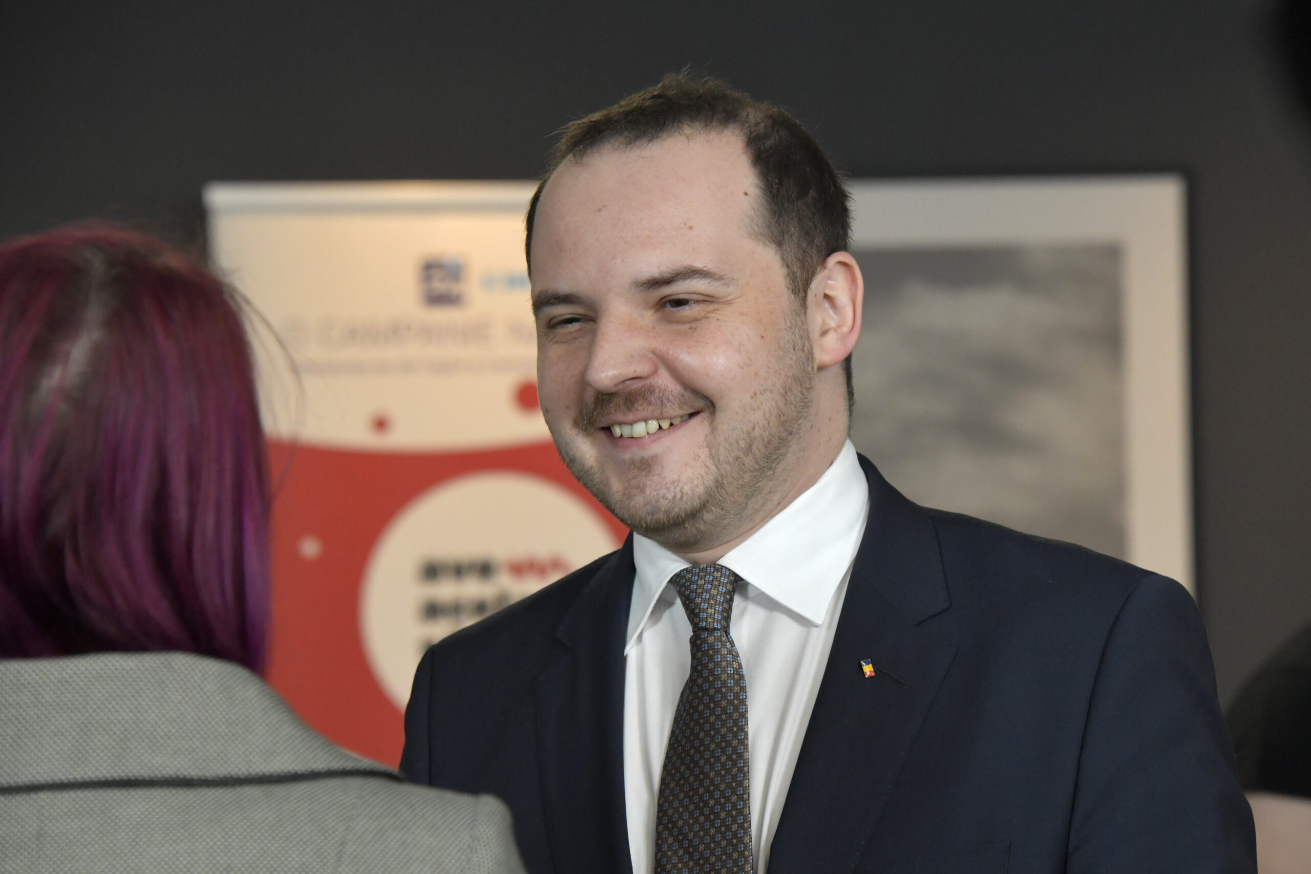 Rogobete talks with Spanish counterparts on „developing drug production” in Romania