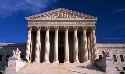 Rusia, chemată în instanță pentru datorii din vremea țarilor. Activele blocate sunt miza, spun rușii