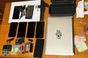 SBU a dejucat un atentat la Herson: agenți ai FSB plănuiau să arunce în aer mașini ale poliției