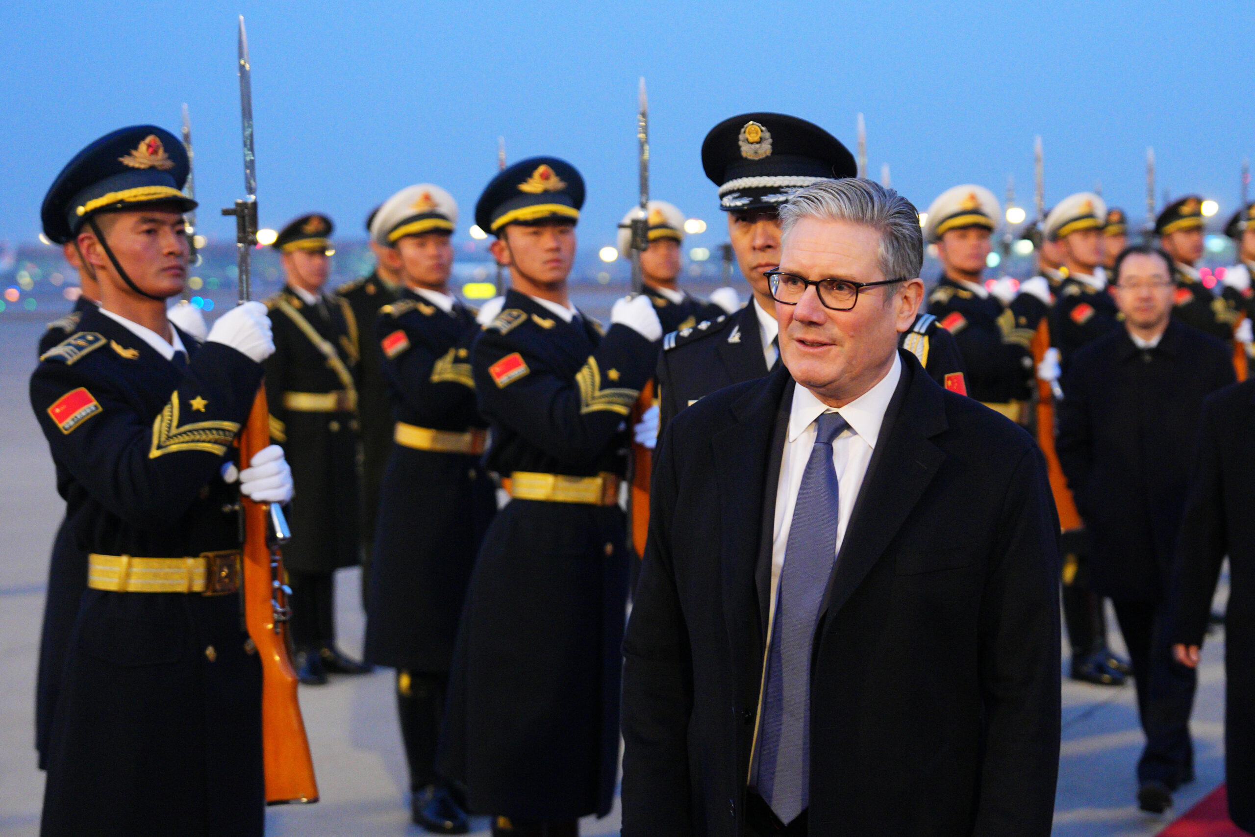 Starmer se întâlnește cu Xi Jinping la Beijing, în timp ce Marea Britanie încearcă să relanseze relațiile cu China