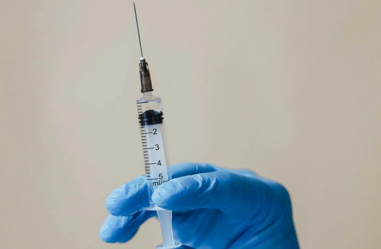 SUA reduce numărul de vaccinuri recomandate pentru copii