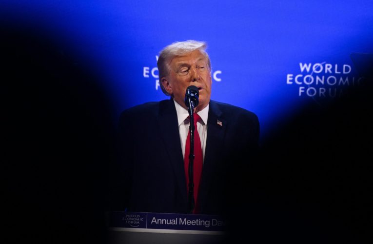 Surse Reuters. Schimbarea de poziție a lui Trump în privința Groenlandei a urmat presiunilor exercitate de consilierii săi împotriva opțiunii militare