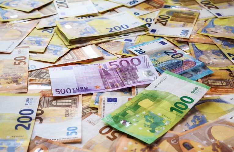 Țara care rămâne precaută în fața euro. Decizia care intrigă Europa