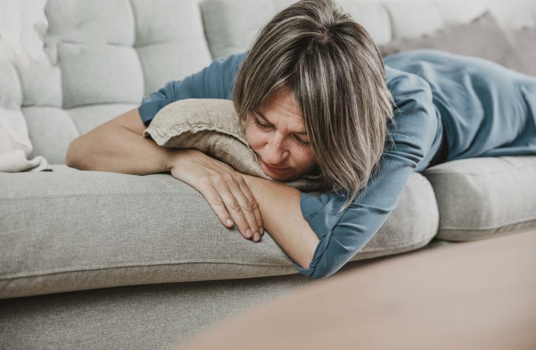 Te stresează rezoluțiile din ianuarie? Un psiholog explică de ce se pot întoarce împotriva ta