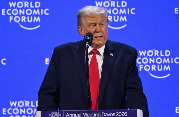 Trump afirmă că acordurile dintre SUA și Groenlanda sunt în curs de negociere