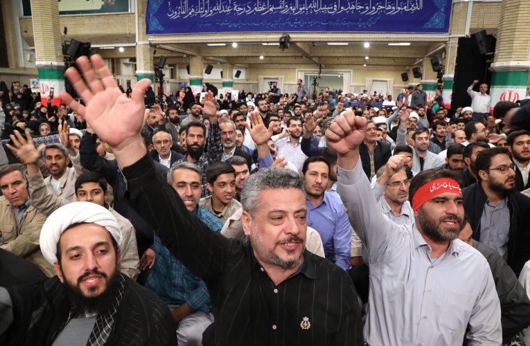 Trump spune că Iranul vrea să negocieze,în timp ce numărul morților în urma protestelor trece de 640