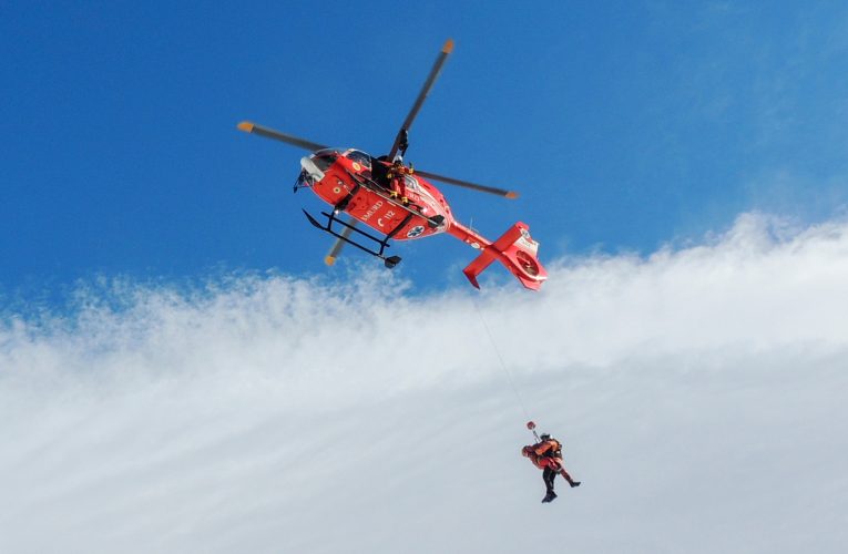 Turiști salvați de Salvamont ca în filmele cu super-eroi