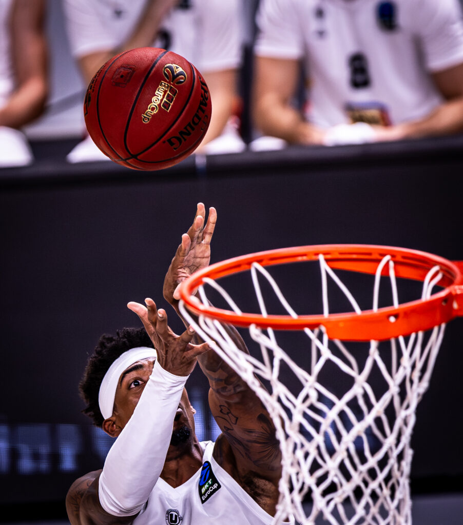 U-BT întâlnește Hamburg, în penultimul meci pe teren propriu în sezonul regulat al Eurocup