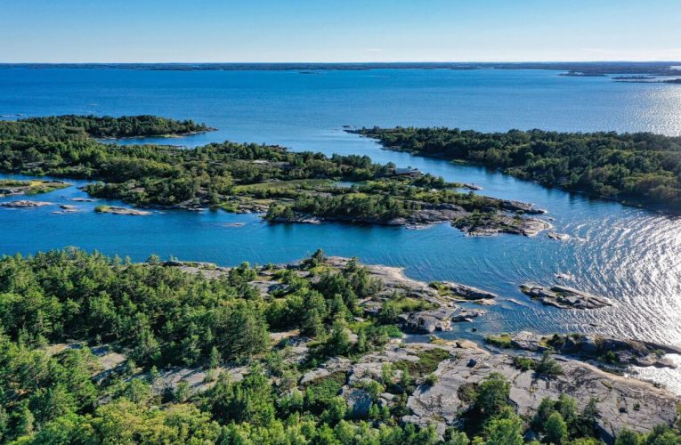 Un arhipelag abandonat de oameni în urmă cu 90 de ani a devenit un paradis al drumeților