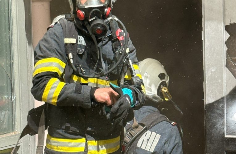 Un bărbat din Târgu Mureș a murit încercând să se încălzească într-o boxă