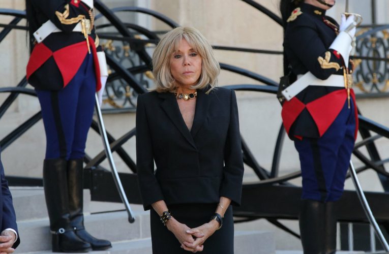 Un tribunal din Paris se pronunță într-un caz de presupus cyberbullying la adresa lui Brigitte Macron