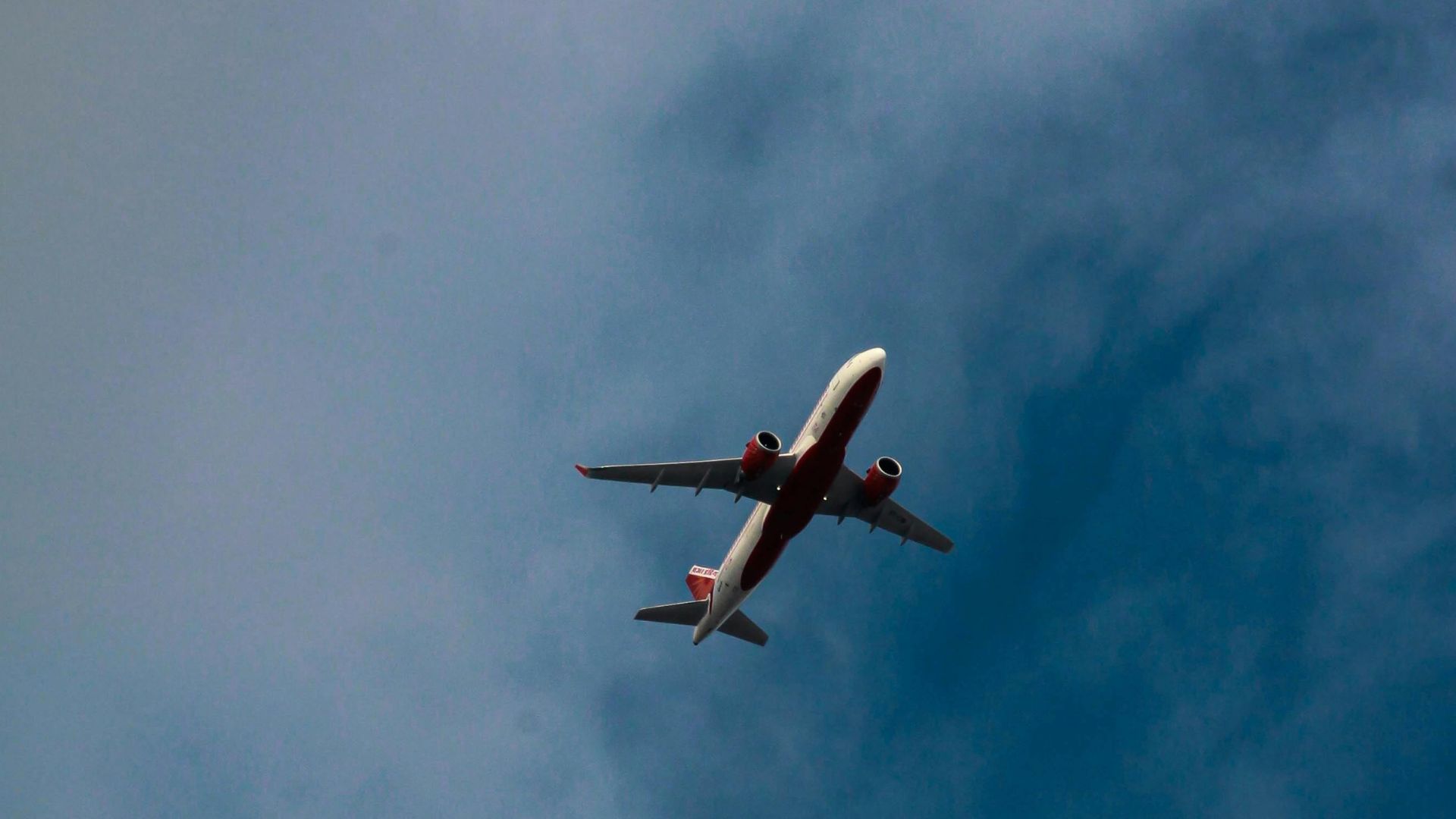 Zboruri anulate în Caraibe după atacurile SUA asupra Venezuelei