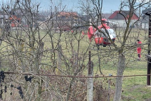 Accident rutier în Sânmărghita, Cluj. Cinci persoane rănite, inclusiv doi copii