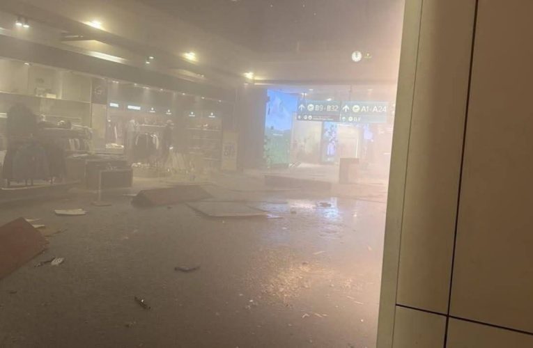 Aeroportul din Dubai, cel mai mare aeroport din lume, a fost lovit de o dronă iraniană. Evacuările sunt în curs, există răniți