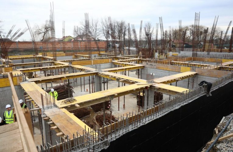 Alexandru Rogobete a vizitat o unitate pentru recuperare medicală din Timiș