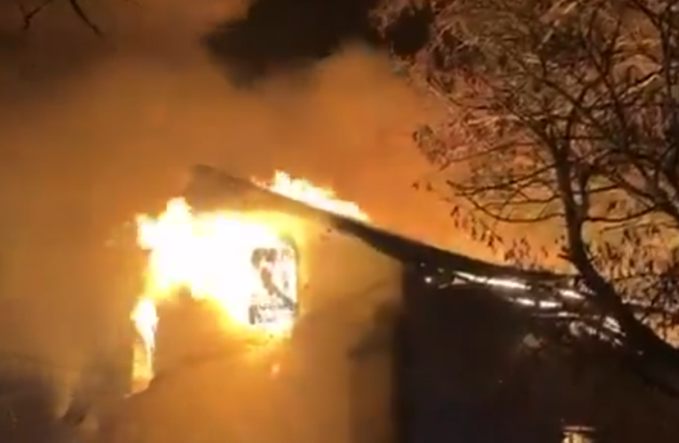 Atac rusesc asupra unei clădiri rezidențiale și a unei conducte de gaz în Odesa. Explozii auzite în Kiev