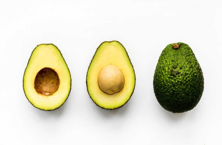 „Avocado este ca o mașină”. Cu ce să combini avocado pentru a absorbi mai bine vitaminele