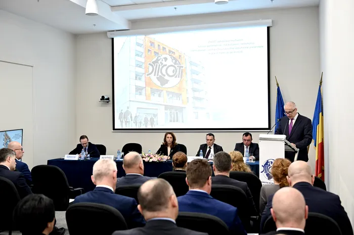 Bilanțul DIICOT pe 2025: Tinerii din România sunt tot mai expuși la substanțe psihoactive noi, distribuite prin Telegram și Signal. 77% din dosarele Direcției au fost pe consum și trafic de droguri, în creștere cu 27% față de 2024