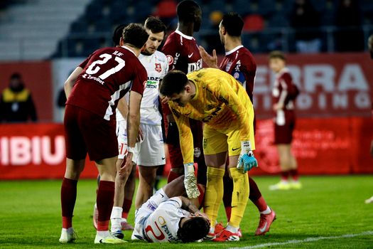 CFR Cluj câștigă la Sibiu și urcă pe loc de play-off