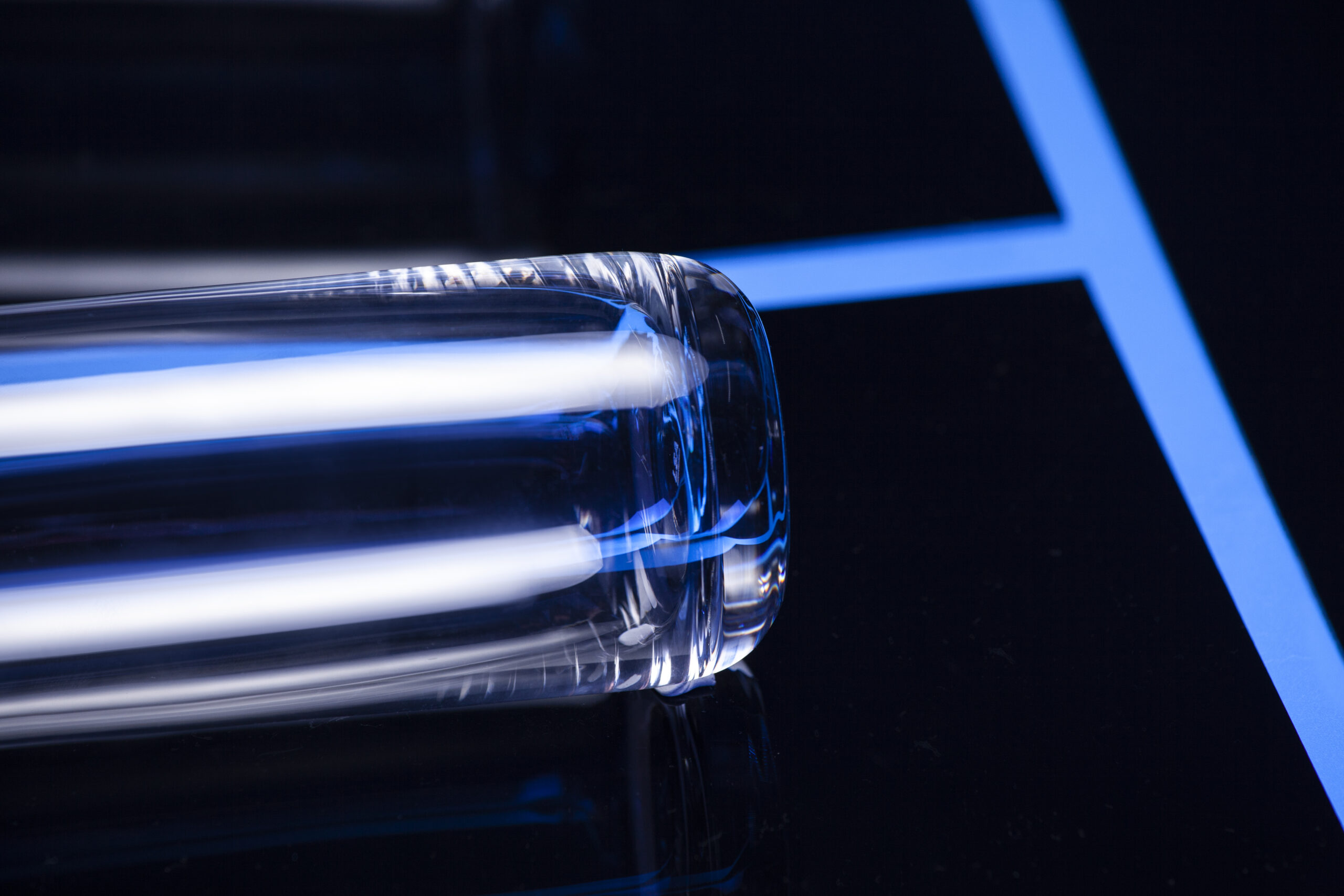 China a creat bateria viitorului: durează de 40 de ori mai mult decât cele din telefoanele noastre