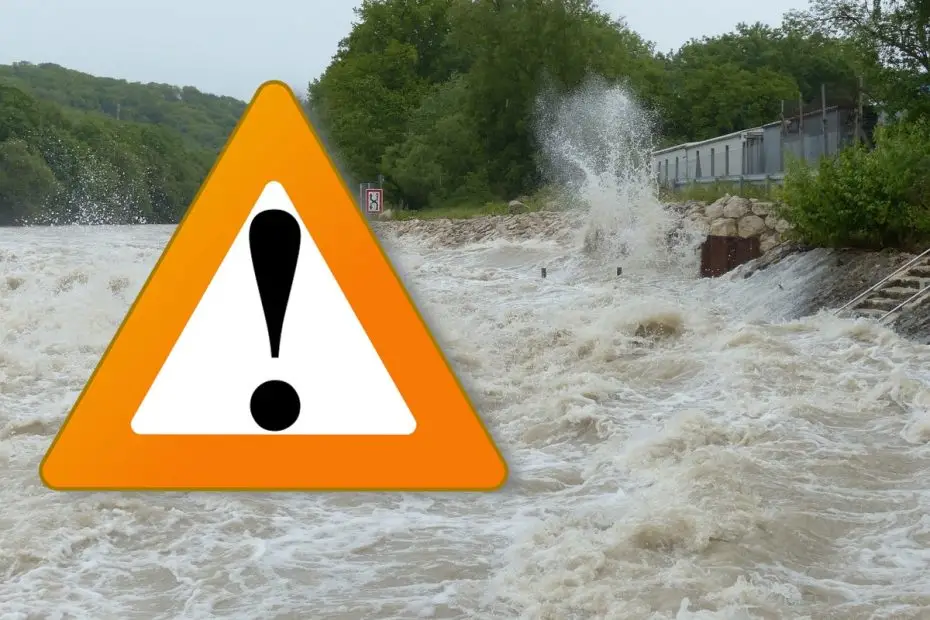 Cod portocaliu de inundații pe râuri în Caraș-Severin: sunt posibile viituri