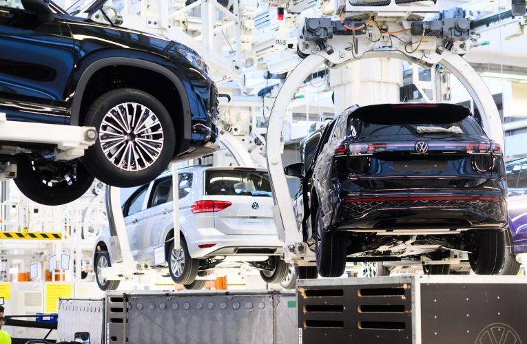 Doi mari producători europeni propun acordarea unui bonus pentru mașinile fabricate în UE
