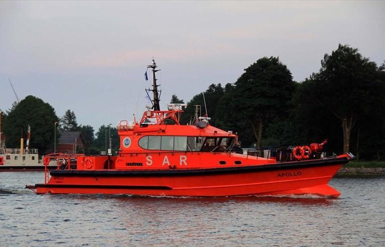 Evacuare medicală de urgență în largul Sulinei: un marinar preluat de salvatori