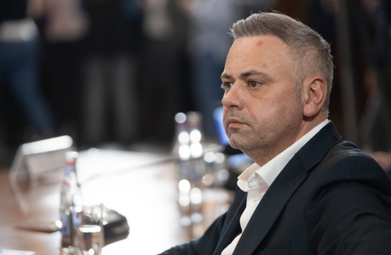 Florin Barbu vrea să reglementeze legile în sectorul cărnii de porc / Carnea „decongelată” nu va mai fi etichetată drept „proaspătă”