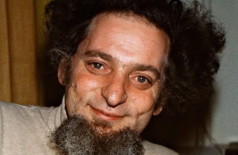 Francezul care a scris un roman întreg fără litera „e”. Cine e și de ce fascinează încă?