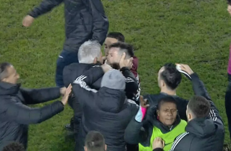 Haos după CFR Cluj – U Cluj 3-2. Pancu: „Dacă eram eu în străinătate, eram arestat!”