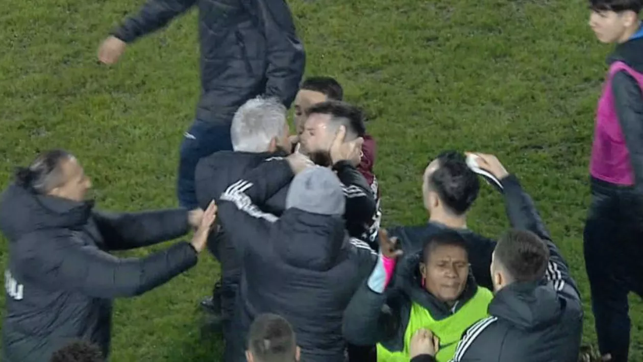 Haos după CFR Cluj – U Cluj 3-2. Pancu: „Dacă eram eu în străinătate, eram arestat!”