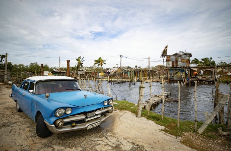 În Cuba, turismul se prăbușește sub greutatea crizei