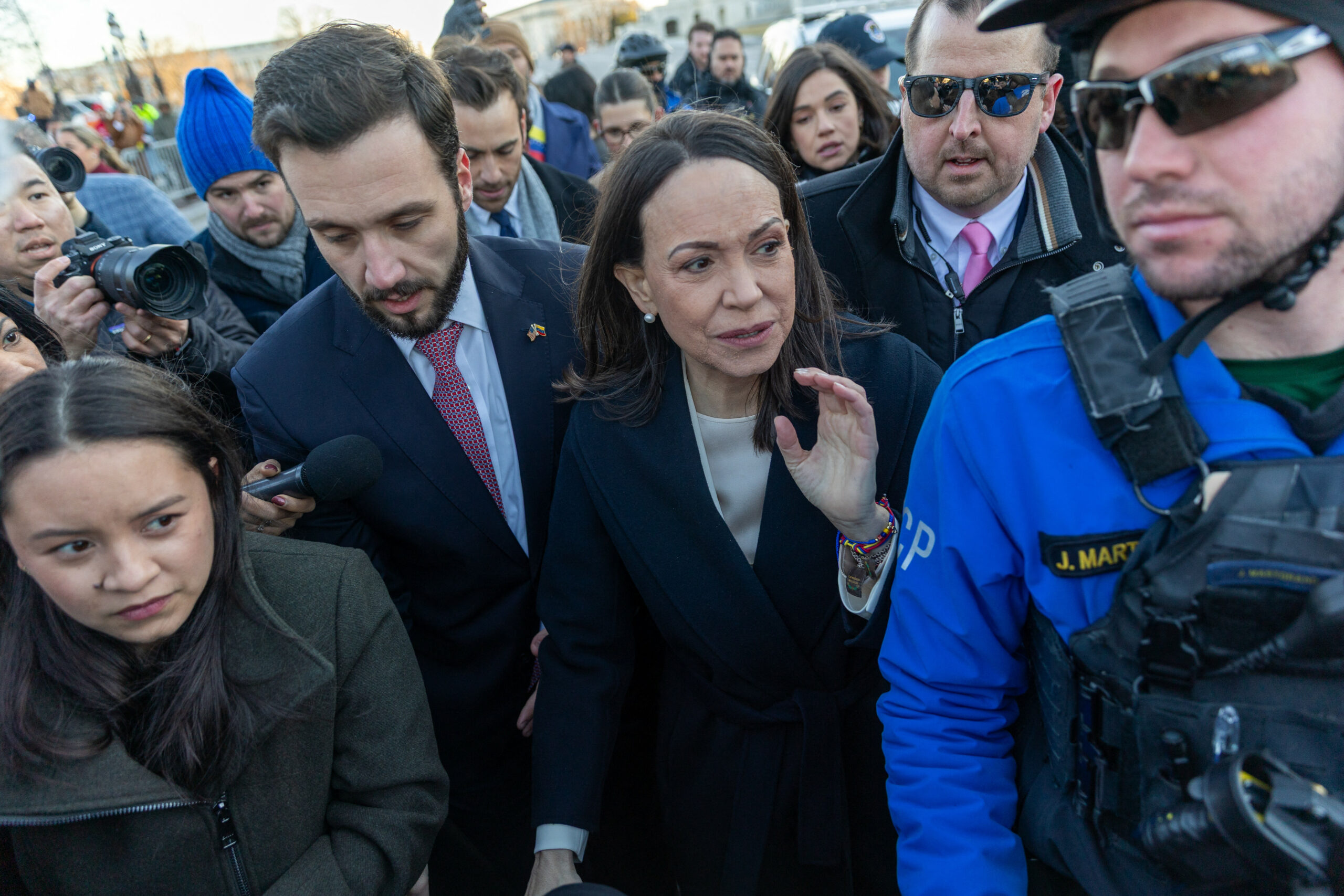 Lidera opoziției venezuelene, Machado, anunță că un aliat apropiat a fost răpit la câteva ore după eliberarea din închisoare