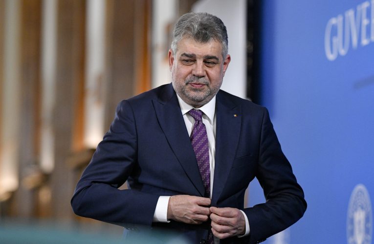 Marcel Ciolacu despre Ilie Bolojan: „De prea mult timp, actualul prim-ministru face acest joc de imagine” / Mesajul fostului premier despre recesiune și reforma administrației