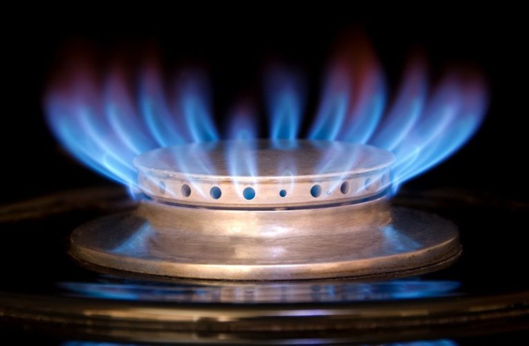 Medicii legiști au aflat cauza decesului celor doi bărbați găsiți morți într-un bloc din Deva