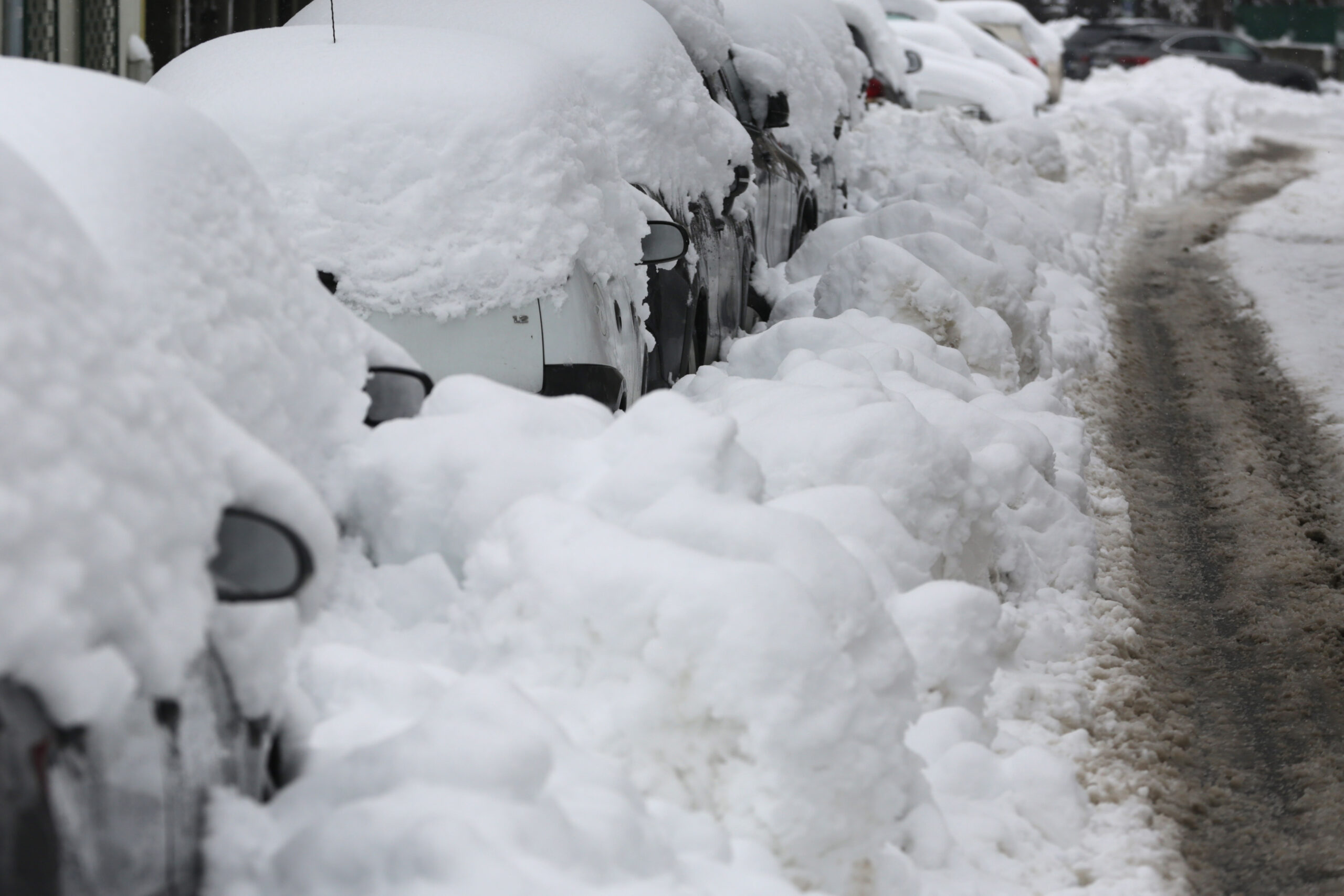 Meteo București: ploi, ninsori și ger de -7 grade. Prognoza completă ANM