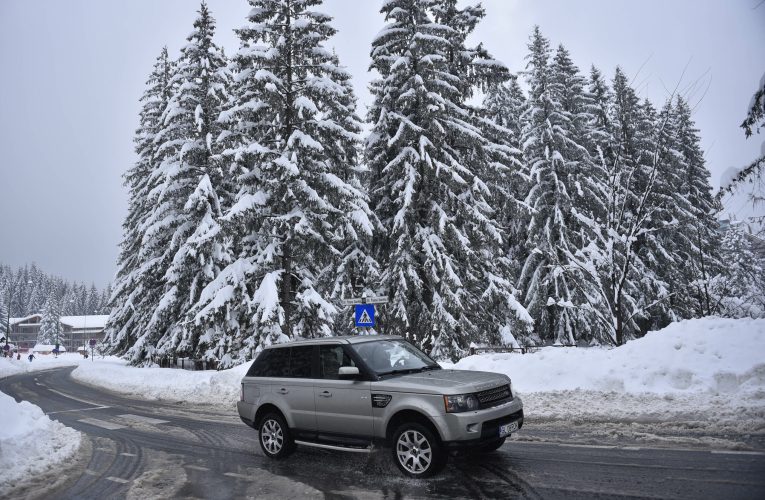 Ministrul Transporturilor a discutat cu responsabilii fiecărui mod de transport, în contextul codurilor meteo