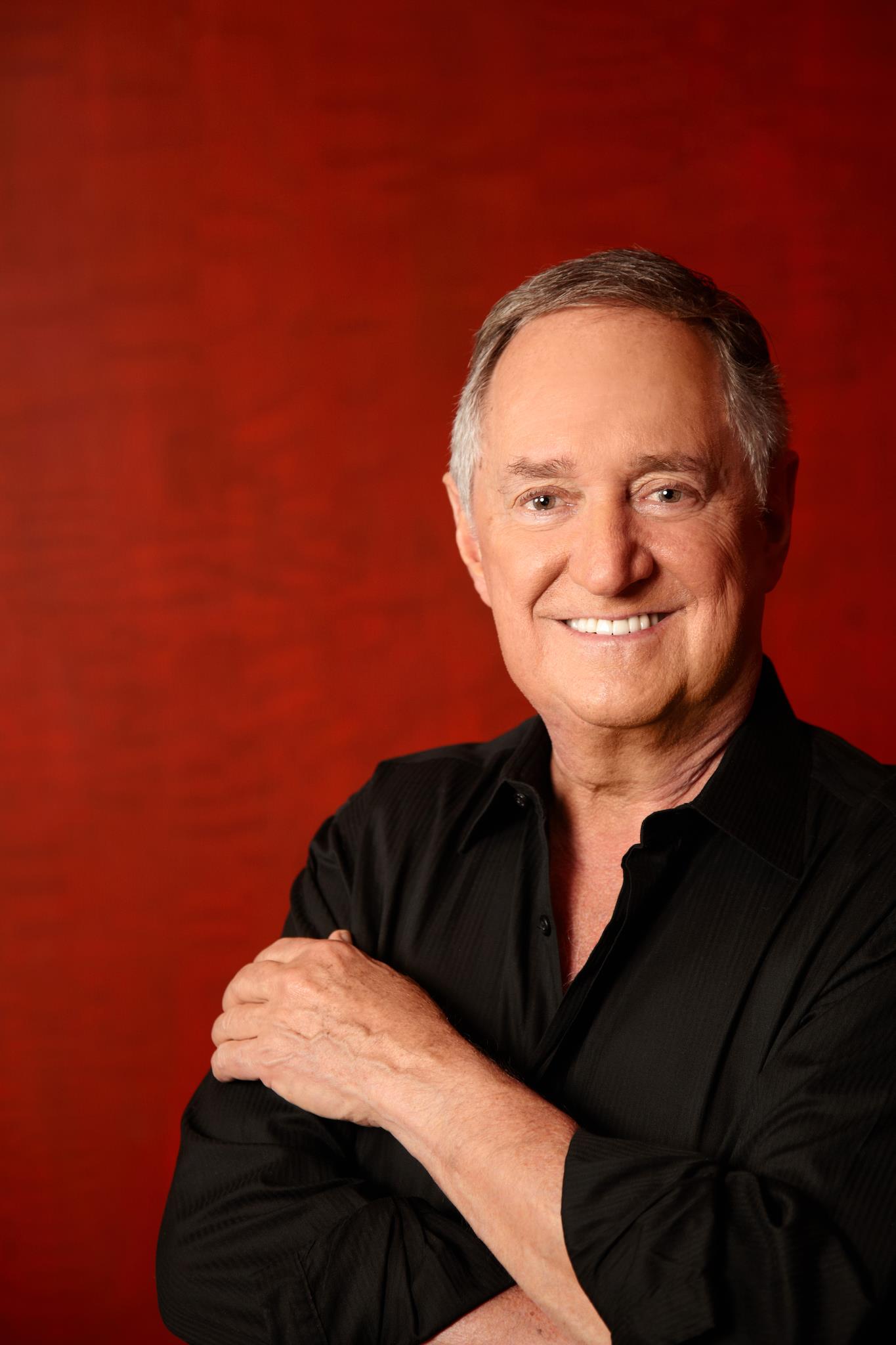Neil Sedaka, legendă a muzicii pop americane, a murit la 86 de ani