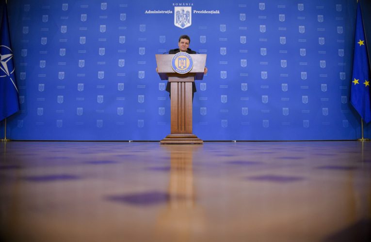 Președinția explică întârzierea în promulgarea legii pensiilor de serviciu: după comunicarea CCR