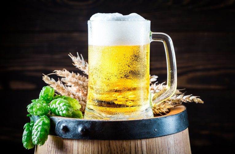 Producătorul de bere olandez prezent și în România care vrea să reducă 6.000 de posturi