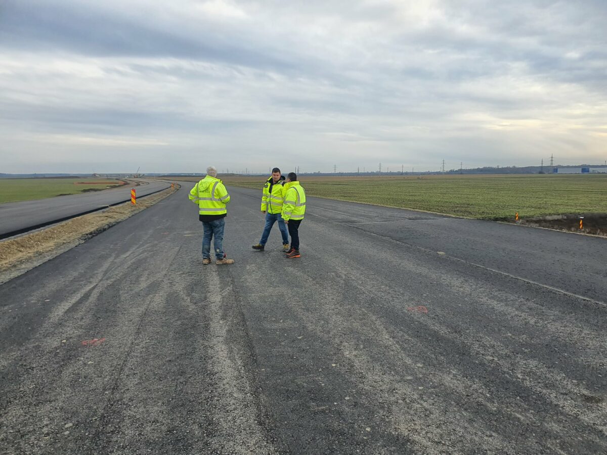 Promisiunea ministrului Transporturilor. Câți kilometri de drumuri de mare viteză vor fi gata în 2026