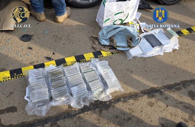 Rețea de trafic de droguri cu conexiuni în America Latină. DIICOT a reținut trei persoane